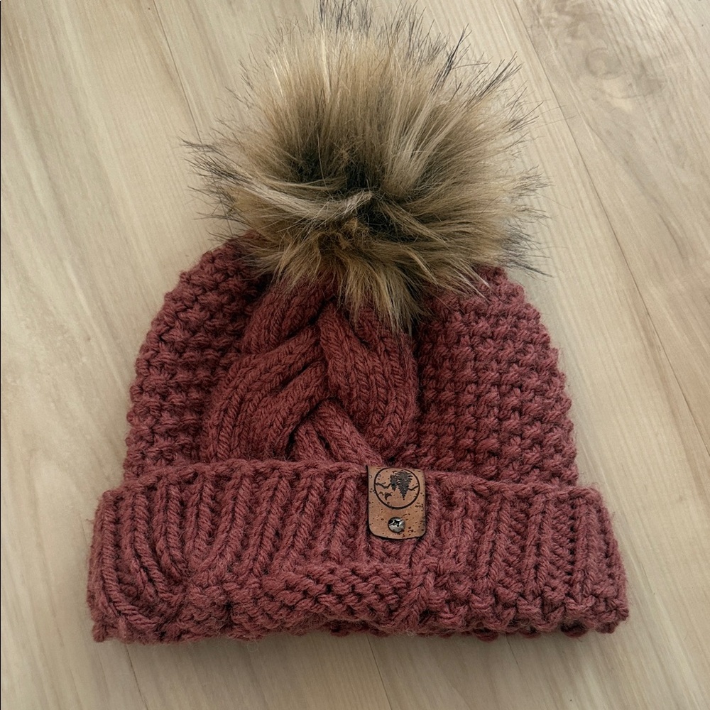 Cozy Chunky Knit Dusty Rose Pom-Pom Beanie for Women